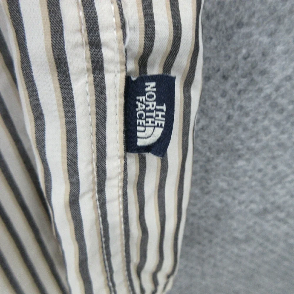 The North Face Mens Shirt Size 2XL Collared Striped Front Pockets Short Sleeve
